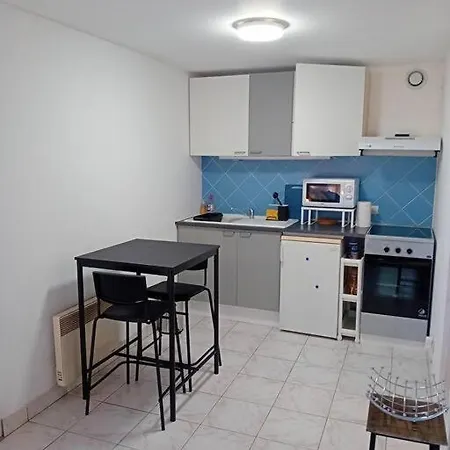 La Petite Maison à La Campagne / Our Little House La Chapelle-Launay